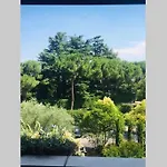 Lägenhet Prima Classe Desenzano del Garda